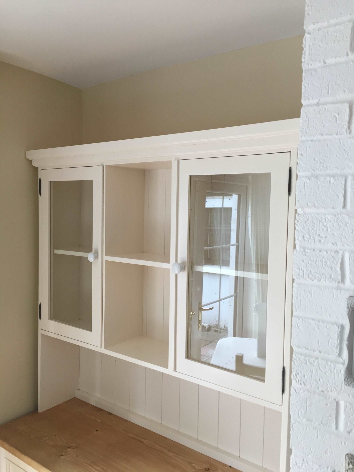 Kitchen Dresser - Half Glazed Top