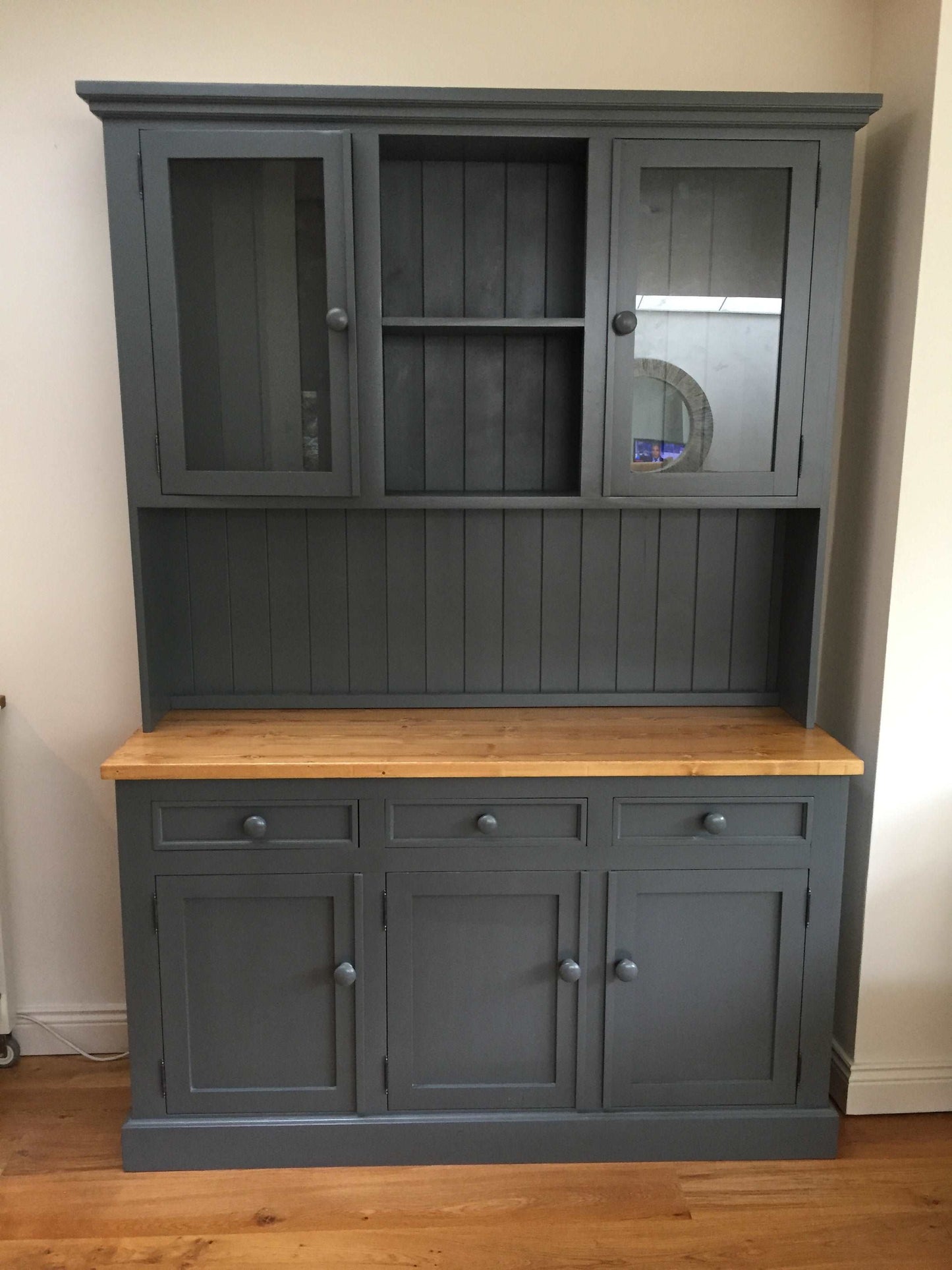 Kitchen Dresser - Half Glazed Top